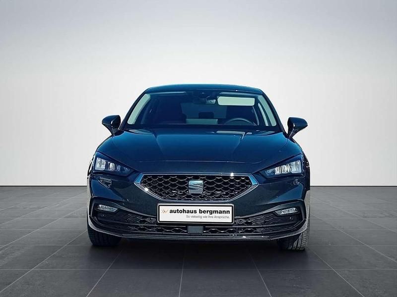 Neu Seat Leon Style 150 PS (110 kW) 2025 Grau Limousine