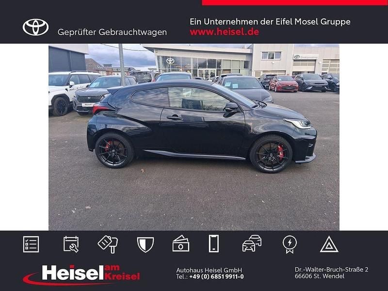 Gebraucht Toyota Yaris Basis 261 PS (191 kW) 2020 Precious schwarz Kleinwagen