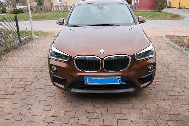 Gebraucht BMW X1 Advantage 190 PS (139 kW) 2016 Braun SUV