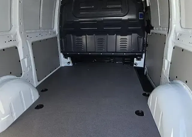 Neu Mercedes e-Vito 85 kW (116 PS) 2025 Arktik weiß arktik weiß Van