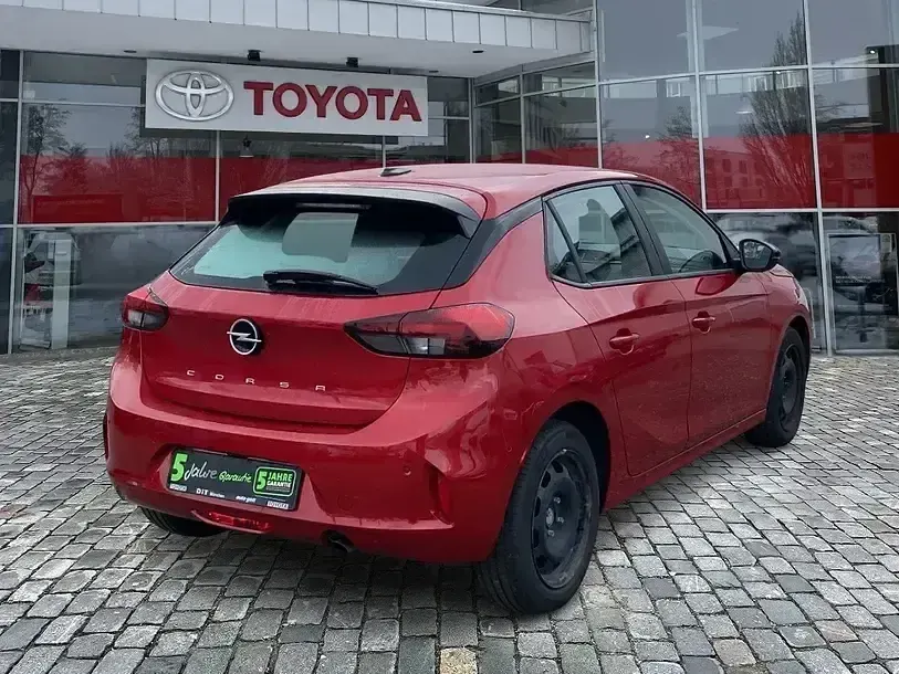 Używany Opel Corsa Edition 101 KM (74 kW) 2024 Czerwony Hatchback