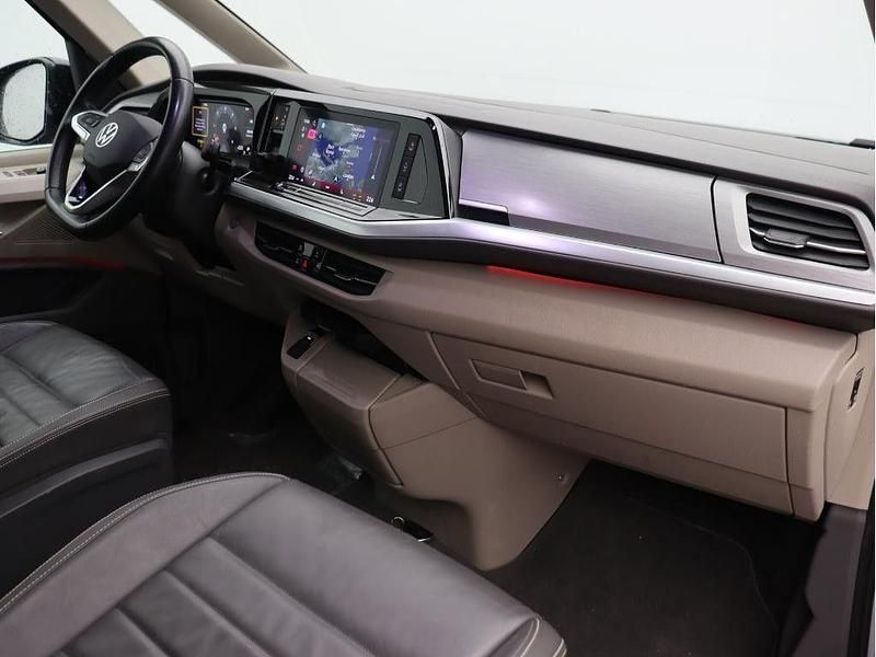 Gebraucht VW Multivan Life 150 PS (110 kW) 2024 Silber Van