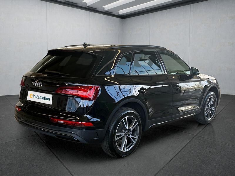Używany Audi Q5 299 KM (219 kW) 2025 Czarny SUV