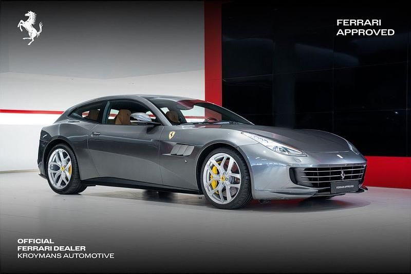 Gebraucht Ferrari GTC4Lusso 610 PS (448 kW) 2018 Grau Kombi