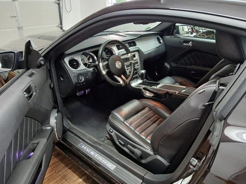 Gebraucht Ford Mustang 309 PS (227 kW) 2012 Schwarz