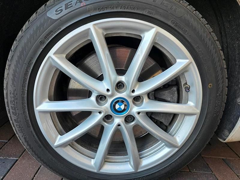 Gebraucht BMW 225 Active Tourer iPerformance 224 PS (164 kW) 2019 Weiß Van / Kleinbus