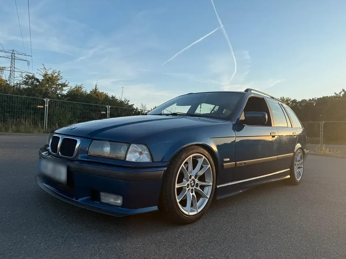 Gebraucht BMW 328 M Sport 193 PS (141 kW) 1998 Blau Kombi