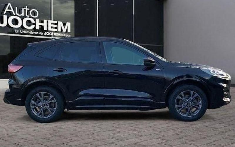Gebraucht Ford Kuga ST-Line 224 PS (164 kW) 2022 Schwarz SUV