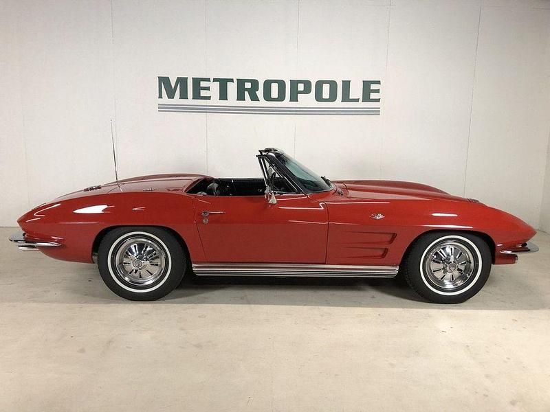 Gebraucht Chevrolet Corvette C2 303 PS (222 kW) 1964 Rot Cabrio