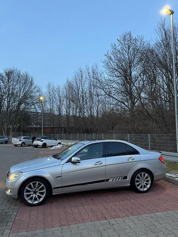 Gebraucht Mercedes C320 224 PS (164 kW) 2007 Grau Limousine