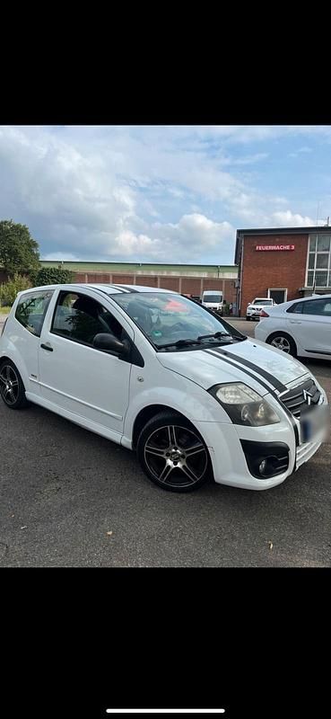 Weiß Gebraucht 2009 Citroën C2 Kleinwagen | 1.690 € - Bild 1/3