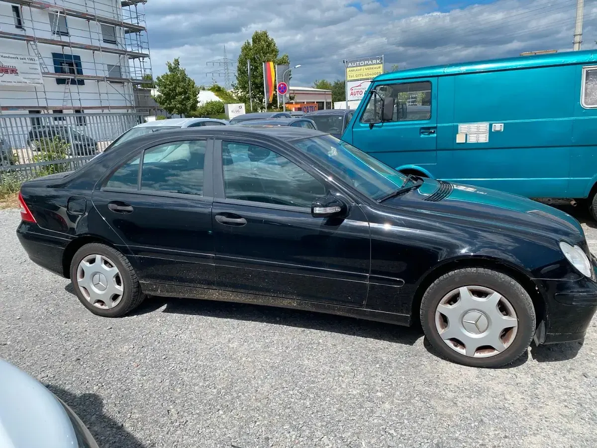 Gebraucht Mercedes C230 203 PS (149 kW) 2006 Schwarz Limousine