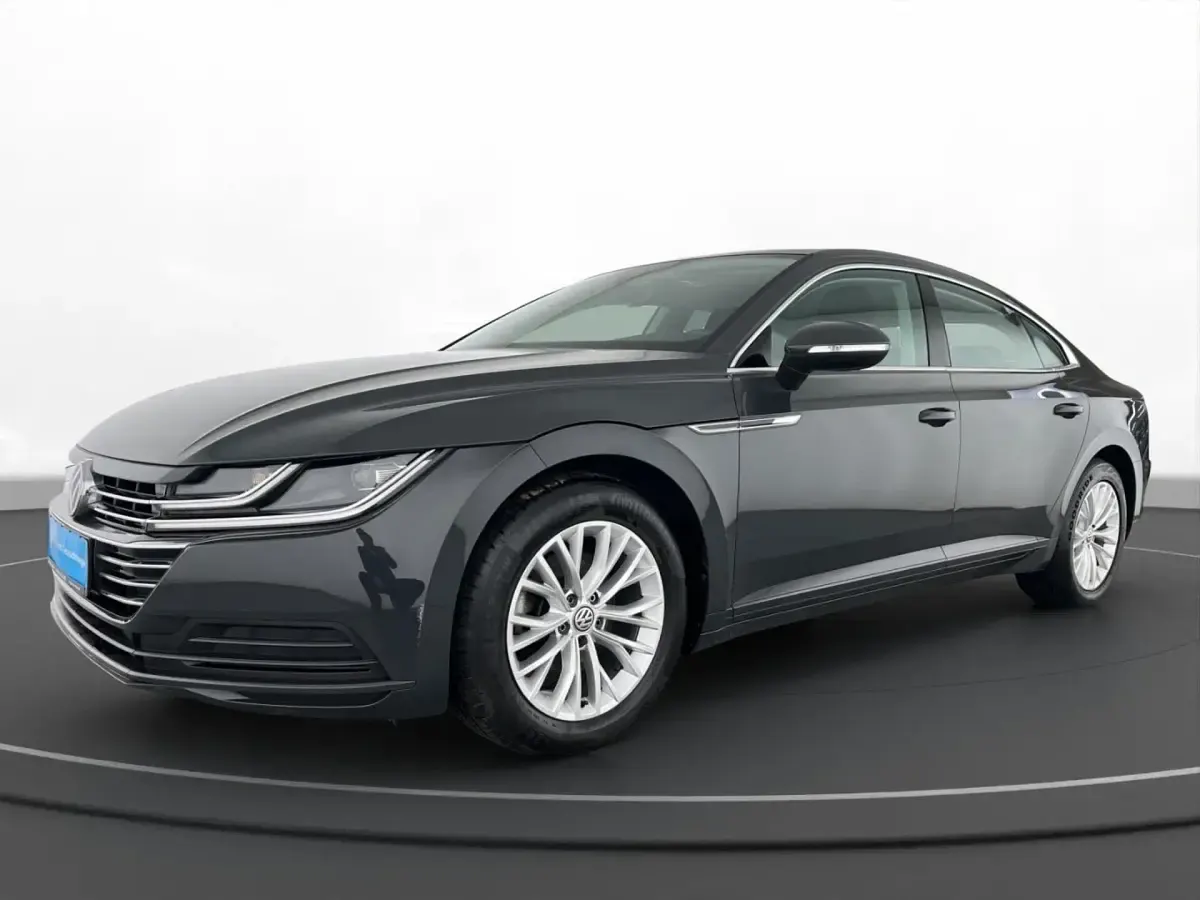 Brugt VW Arteon Basis 150 HK (110 kW) 2019 Grå Hatchback