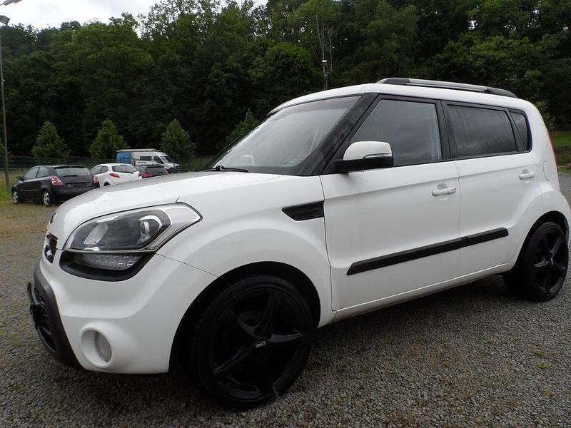 Weiß Gebraucht 2014 Kia Soul Spirit SUV | 6.590 € (Guter Preis) - Bild 1/4