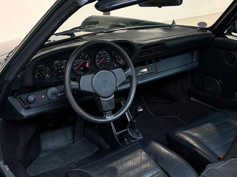 Gebraucht Porsche 911 231 PS (169 kW) 1984 Grün Cabrio