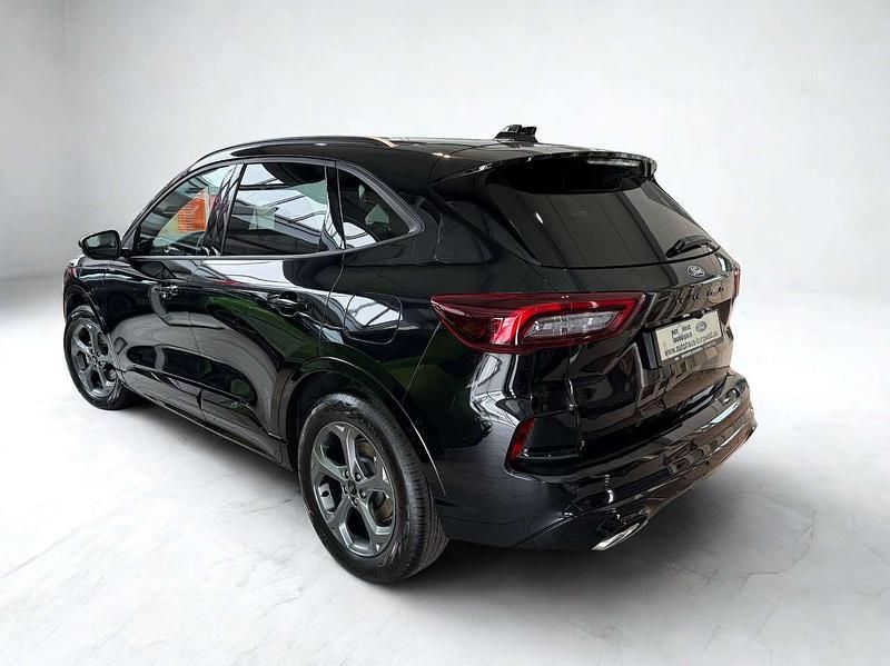 Neu Ford Kuga ST-Line 186 PS (136 kW) 2025 Obsidianschwarz metallic SUV