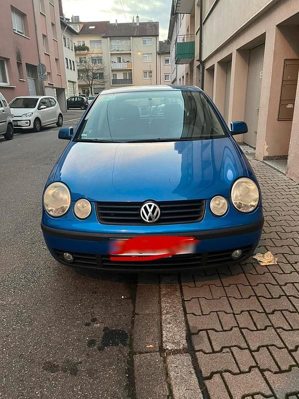 Blau Gebraucht 2002 VW Polo Kleinwagen | 350 € (Guter Preis) - Bild 1/4