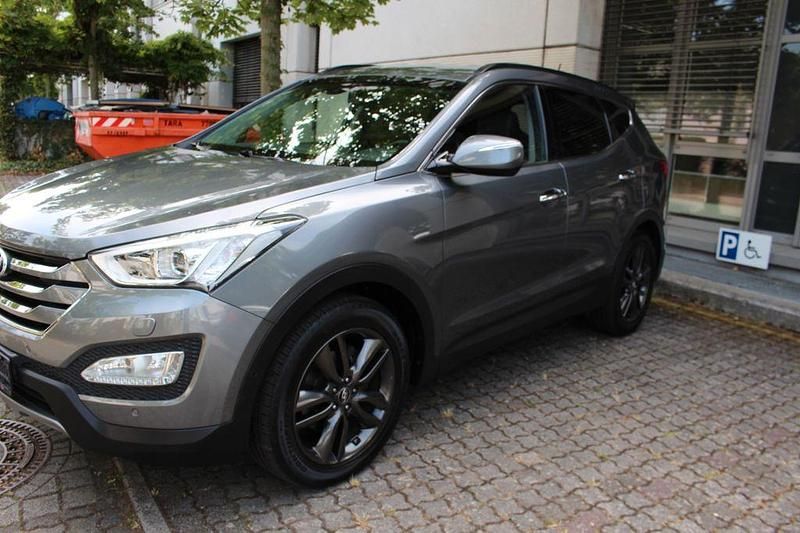 Silber Gebraucht 2013 Hyundai Santa Fe Premium SUV | 15.400 € (Etwas zu teuer) - Bild 1/4