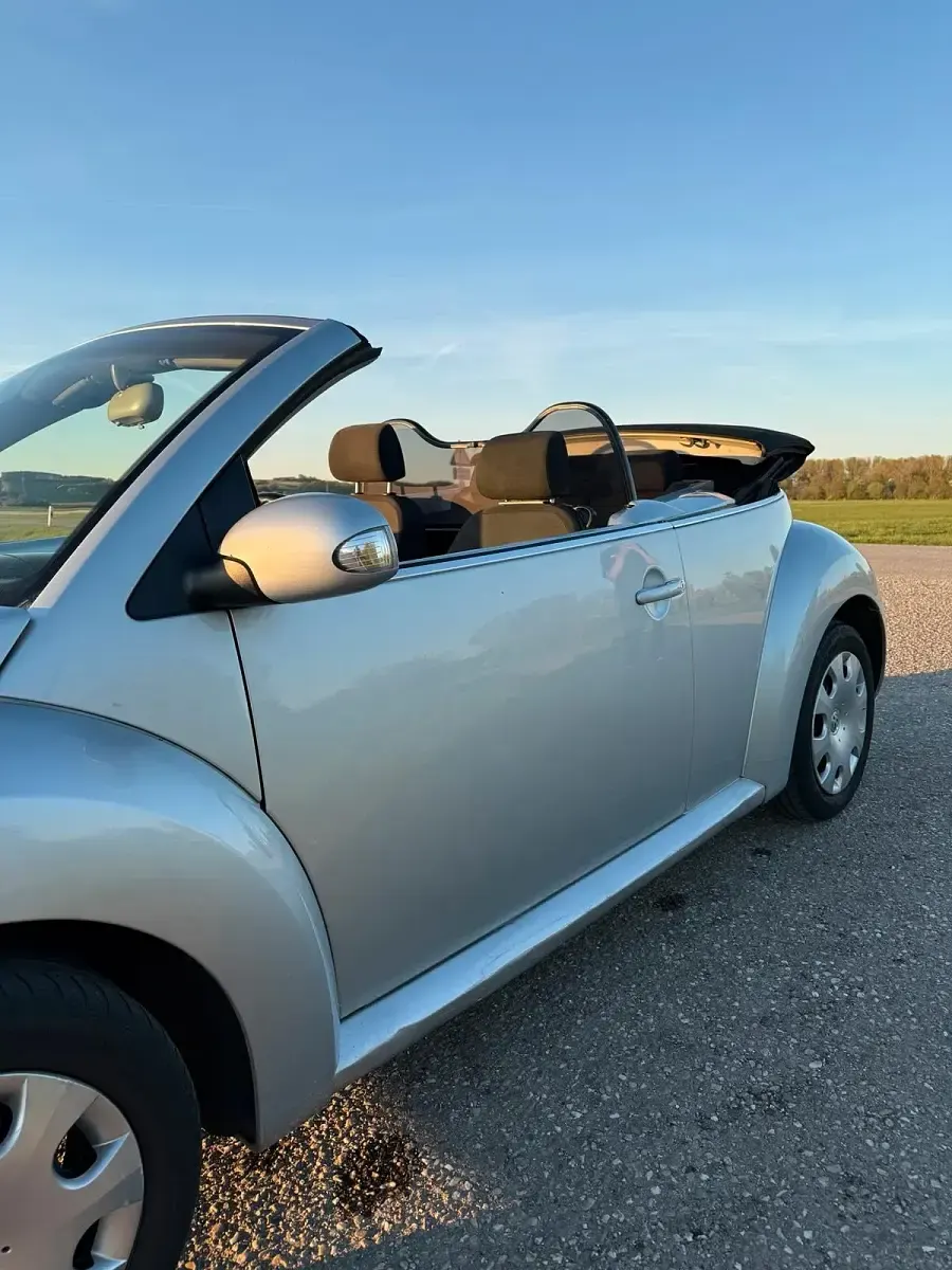 Gebraucht VW New Beetle 116 PS (85 kW) 2007 Silber Kleinwagen