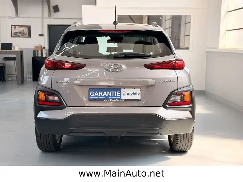 Gebraucht Hyundai Kona Trend 120 PS (88 kW) 2017 Grau SUV