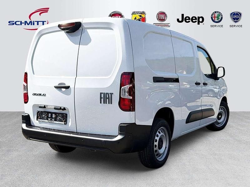 Gebraucht Fiat Doblò 131 PS (96 kW) 2026 Gelato weiß Van / Kleinbus