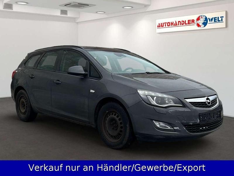 Gebraucht Opel Astra 120 PS (88 kW) 2012 Grau Kombi