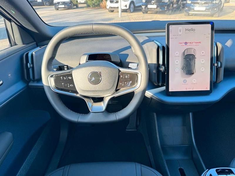 Gebraucht Volvo EX30 Plus 200 kW (272 PS) 2026 Blau SUV