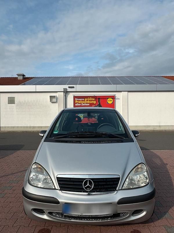 Silber Gebraucht 2003 Mercedes A140 Kleinwagen | 2.750 € (Fairer Preis) - Bild 1/4