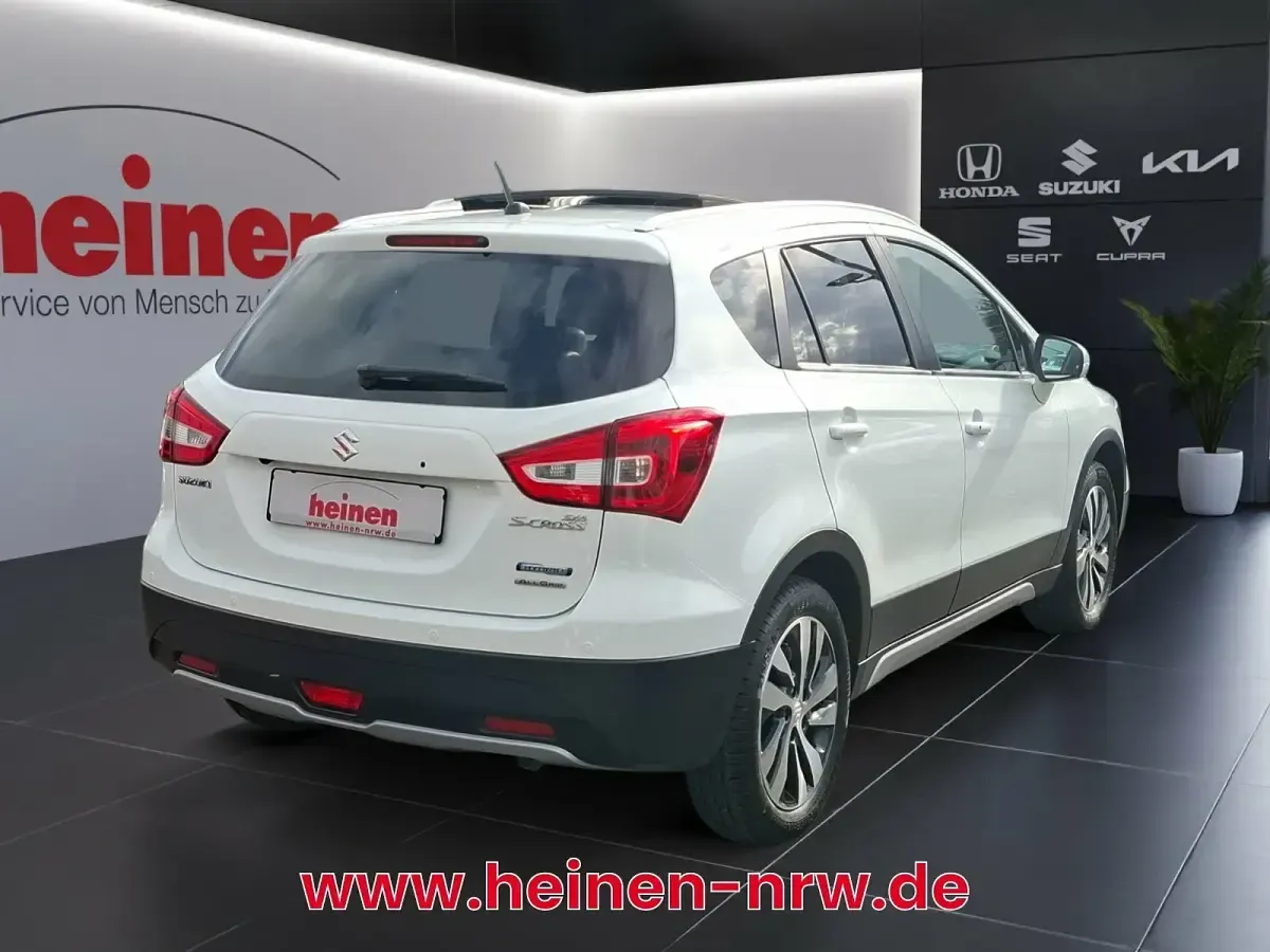 Gebraucht Suzuki SX4 S-Cross Comfort+ 129 PS (94 kW) 2021 Weiß SUV