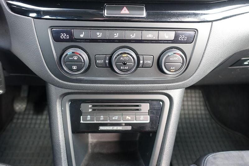 Gebraucht VW Sharan Highline 150 PS (110 kW) 2020 Grau Van / Kleinbus