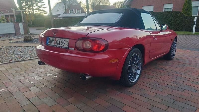 Gebraucht Mazda MX5 110 PS (80 kW) 2004 Rot Cabrio