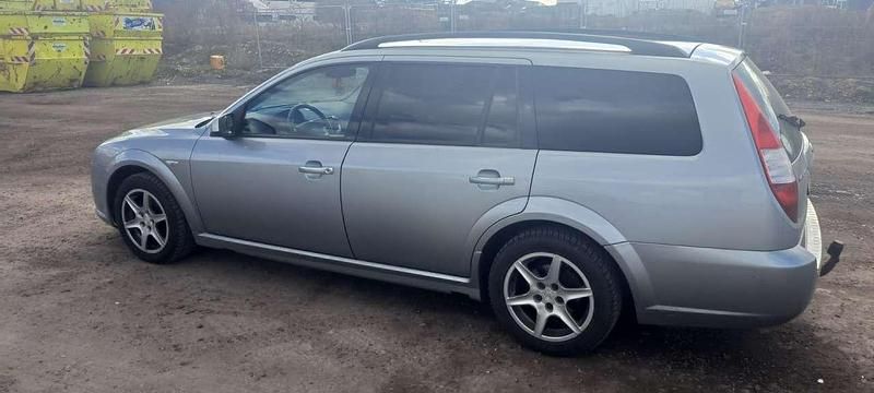 Gebraucht Ford Mondeo Titanium X 155 PS (114 kW) 2005 Silber Kombi