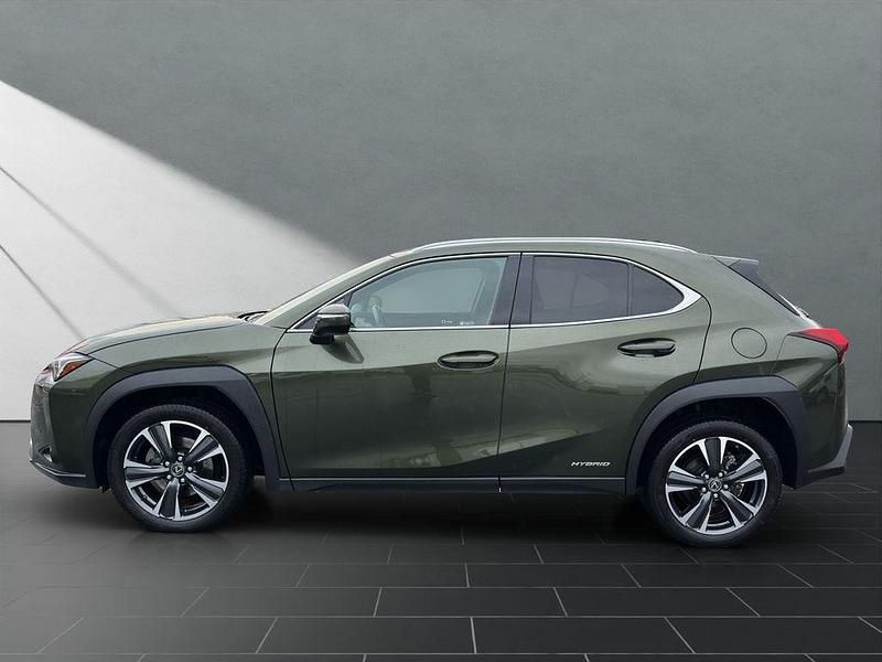 Gebraucht Lexus UX 250h 184 PS (135 kW) 2022 Grün SUV