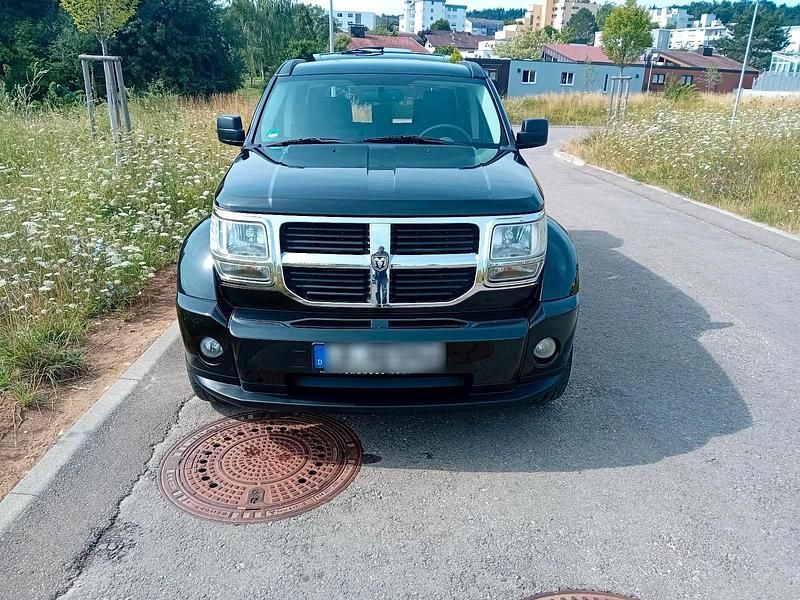 Second-hand Dodge Nitro SXT 177 CP (130 kW) 2011 Negru SUV