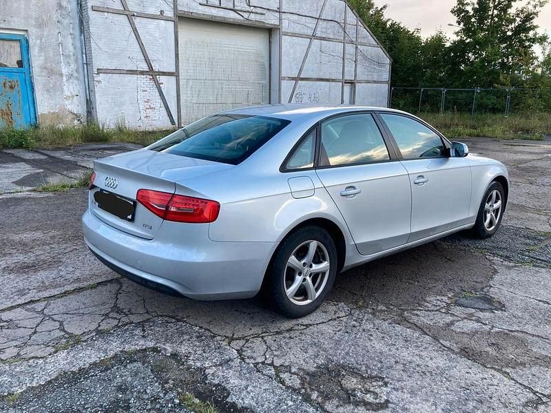 Gebraucht Audi A4 Ambition 170 PS (125 kW) 2013 Silber Limousine