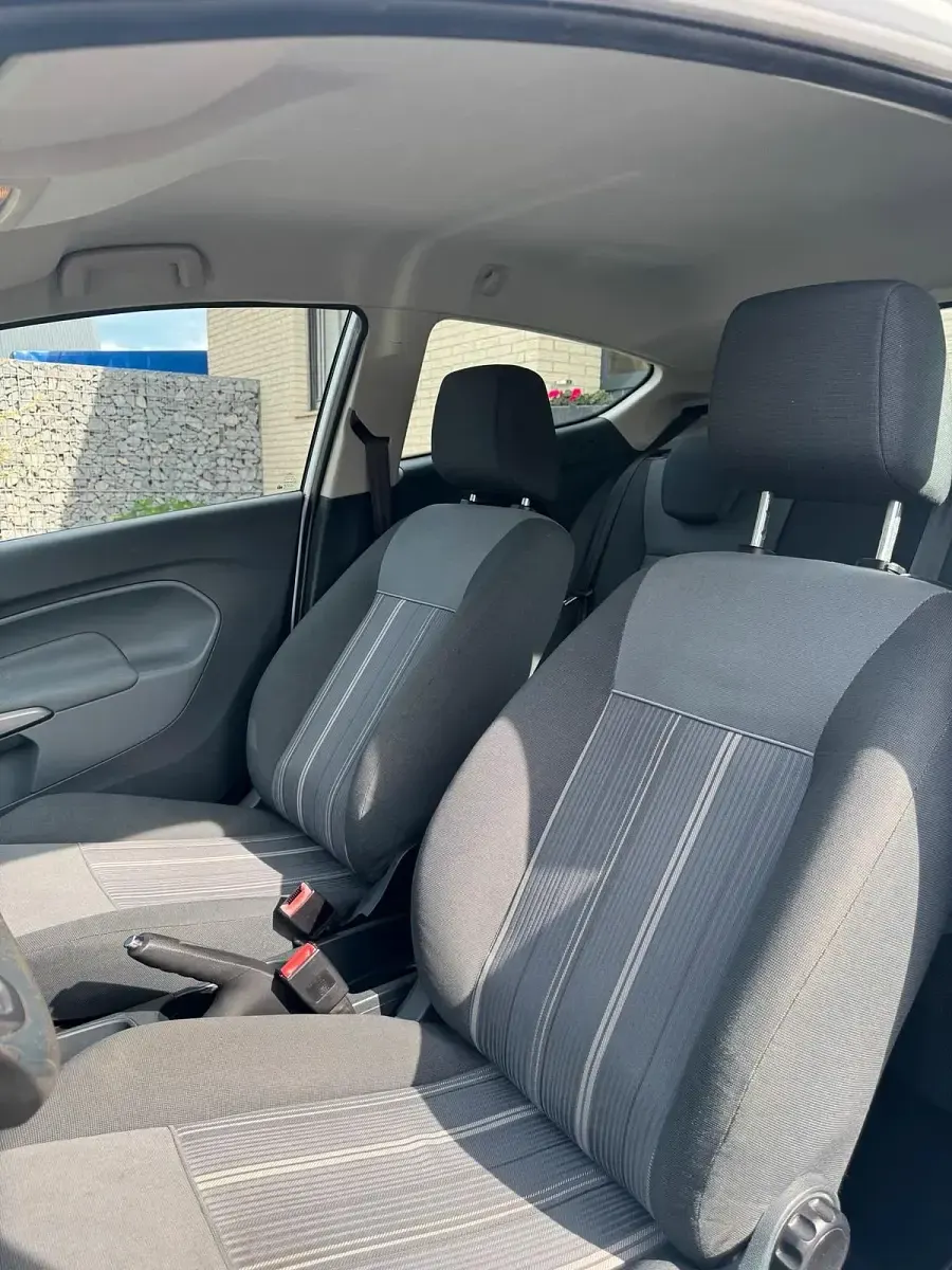 Gebraucht Ford Fiesta 90 PS (66 kW) 2009 Weiß