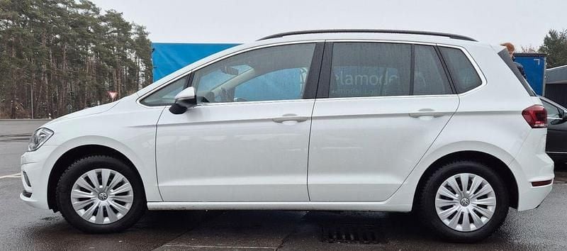 Gebraucht VW Golf Highline 150 PS (110 kW) 2020 Weiß Van / Kleinbus