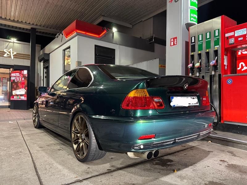 Grün Gebraucht 1999 BMW 323 Coupé | 6.500 € (Fairer Preis) - Bild 1/4
