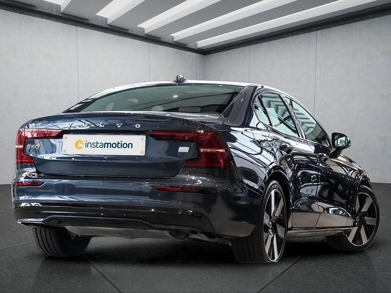 Gebraucht Volvo S60 455 PS (334 kW) 2024 Blau Limousine