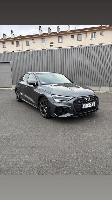 Grau Gebraucht 2020 Audi S3 Sport Limousine | 31.000 € (Fairer Preis) - Bild 1/4