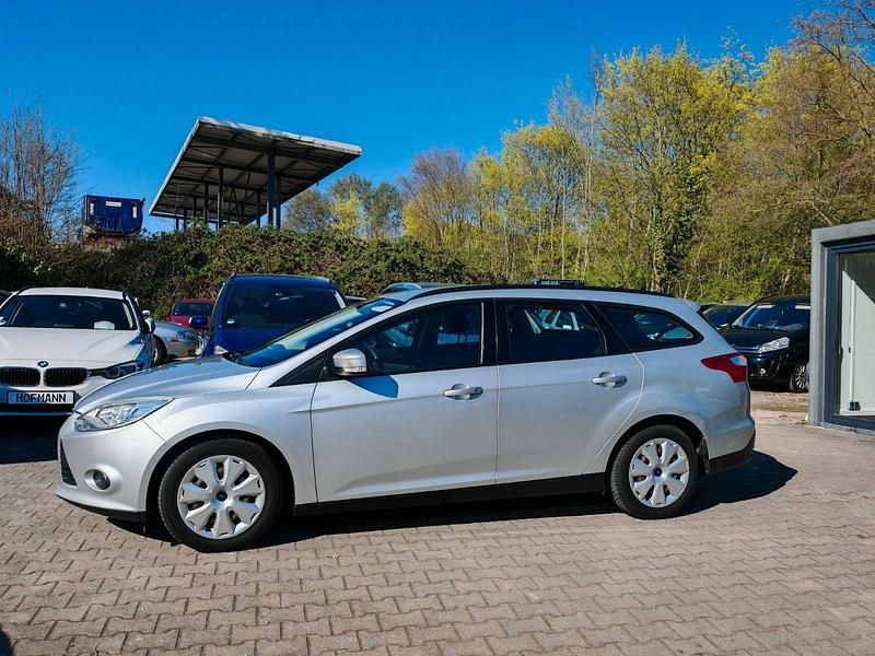 Usata Ford Focus 116 CV (85 kW) 2012 Argento Station wagon