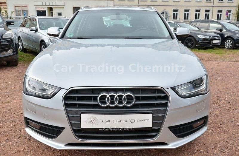 Gebraucht Audi A4 120 PS (88 kW) 2013 Silber Kombi