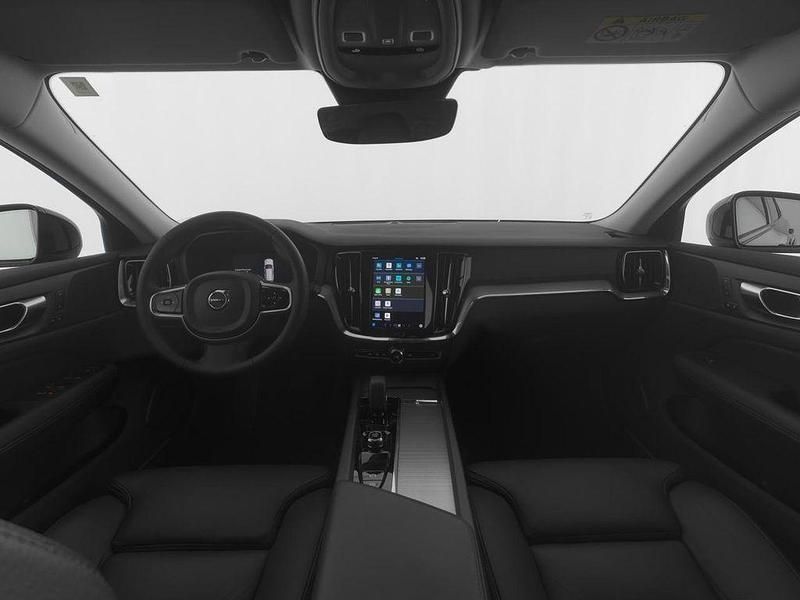 Gebraucht Volvo V60 CC Plus 197 PS (144 kW) 2024 Schwarz onyx black / metallic Kombi