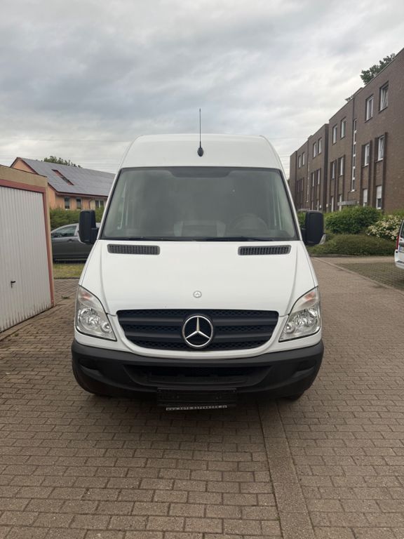 Weiß Gebraucht 2009 Mercedes Sprinter Van | 9.950 € - Bild 1/4