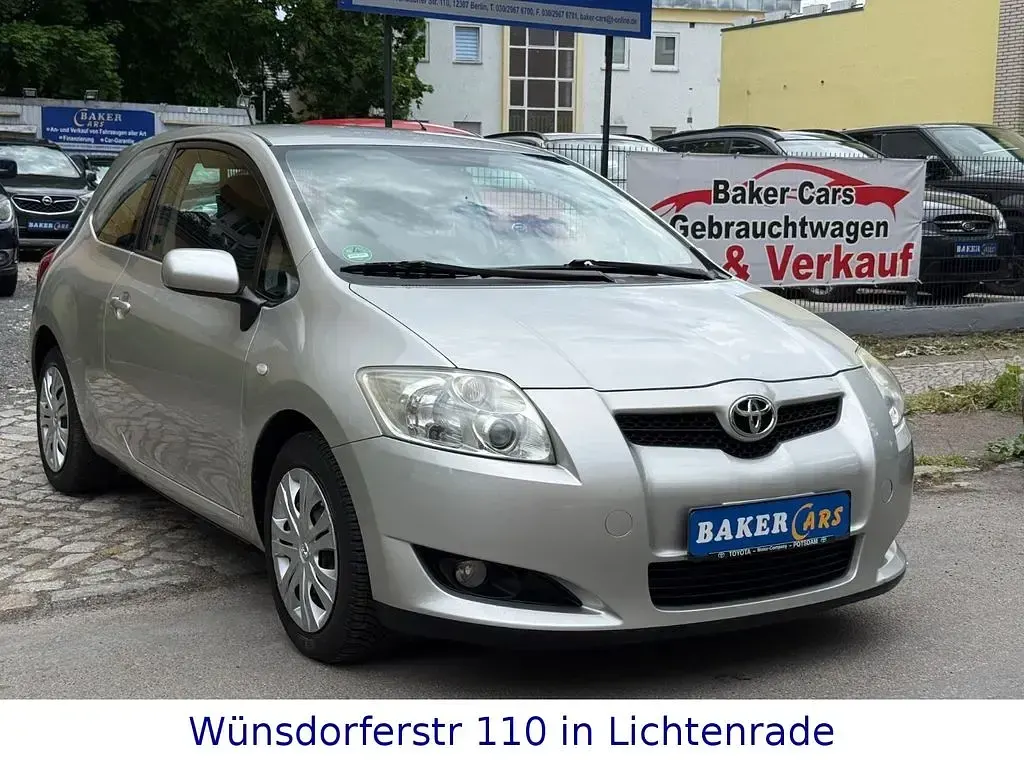Gebraucht Toyota Auris Sol 97 PS (71 kW) 2007 Silber Kleinwagen