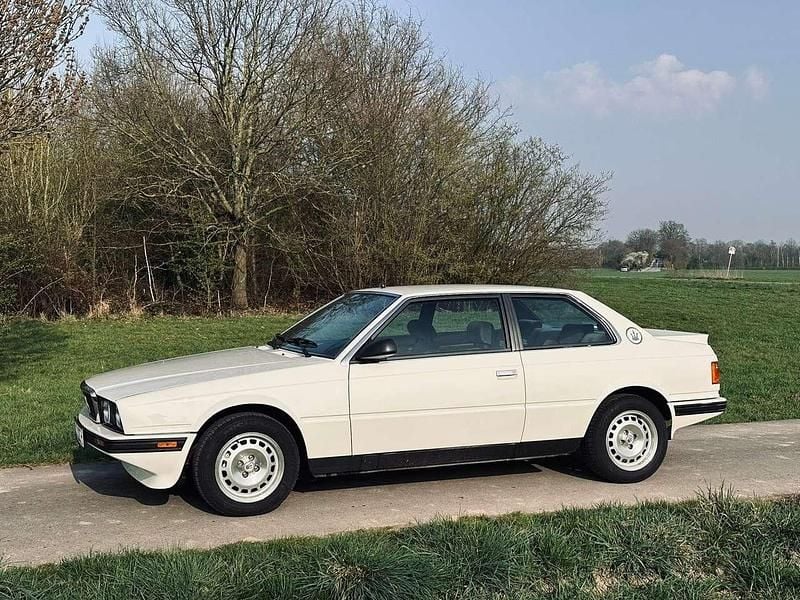 Weiß Gebraucht 1989 Maserati 222 Coupé | 13.499 € - Bild 1/4