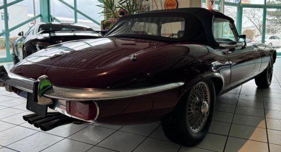 Gebraucht Jaguar E-Type S 268 PS (197 kW) 1973 Rot Cabrio
