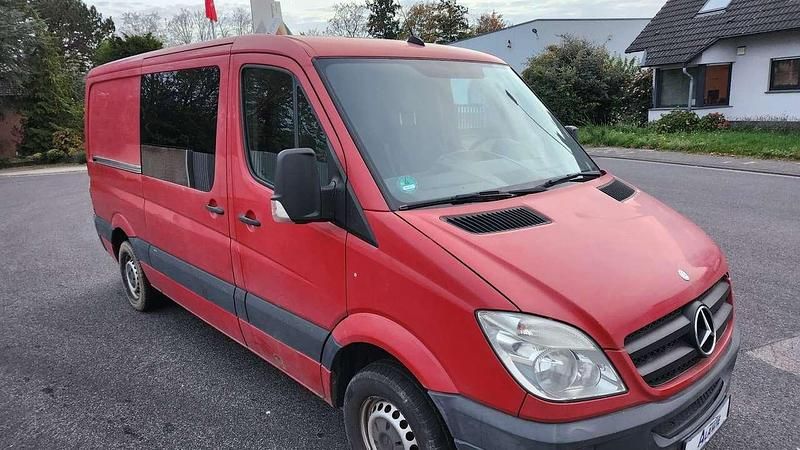 Gebraucht Mercedes Sprinter 129 PS (94 kW) 2008 Rubinrot 88 Van