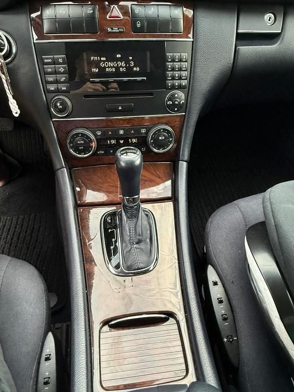 Gebraucht Mercedes C230 204 PS (150 kW) 2006 Silber Limousine