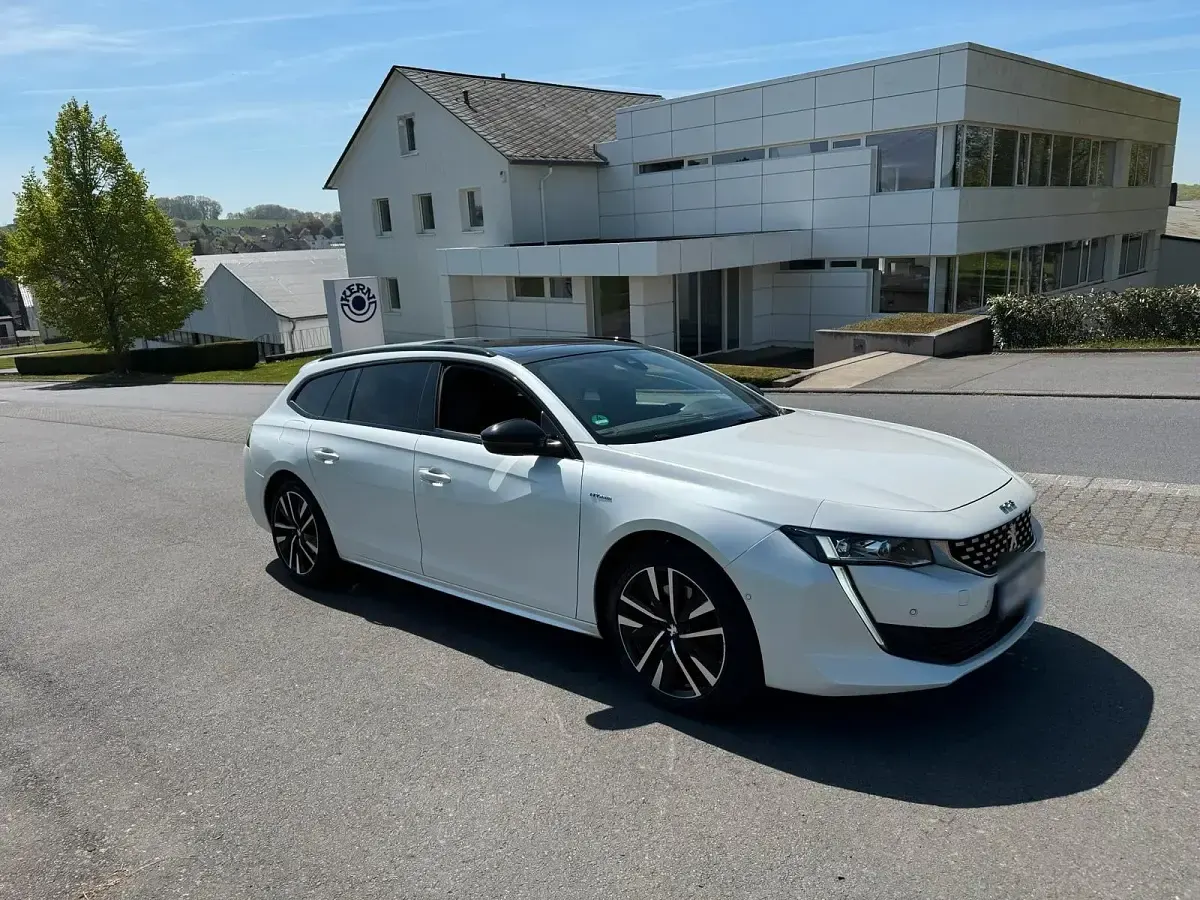 Gebraucht Peugeot 508 224 PS (164 kW) 2021 Weiß Kombi